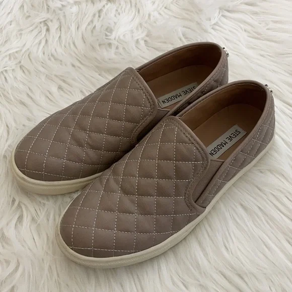 Steve Madden flats size 8 color grey - Picture 1 of 6